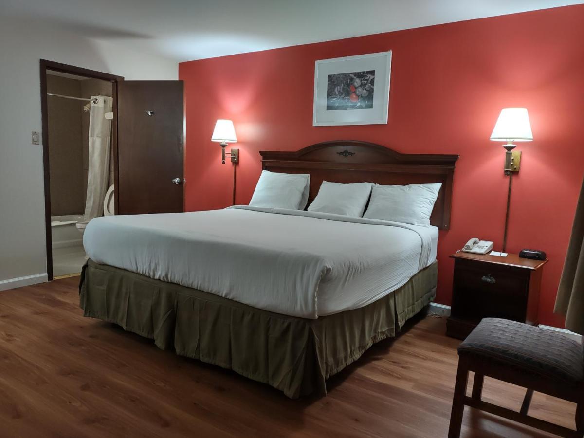 รามาดา บาย วินด์แฮม พอตส์วิลล์/แฟรกวิลล์ Hotel Pottsville ภายนอก รูปภาพ