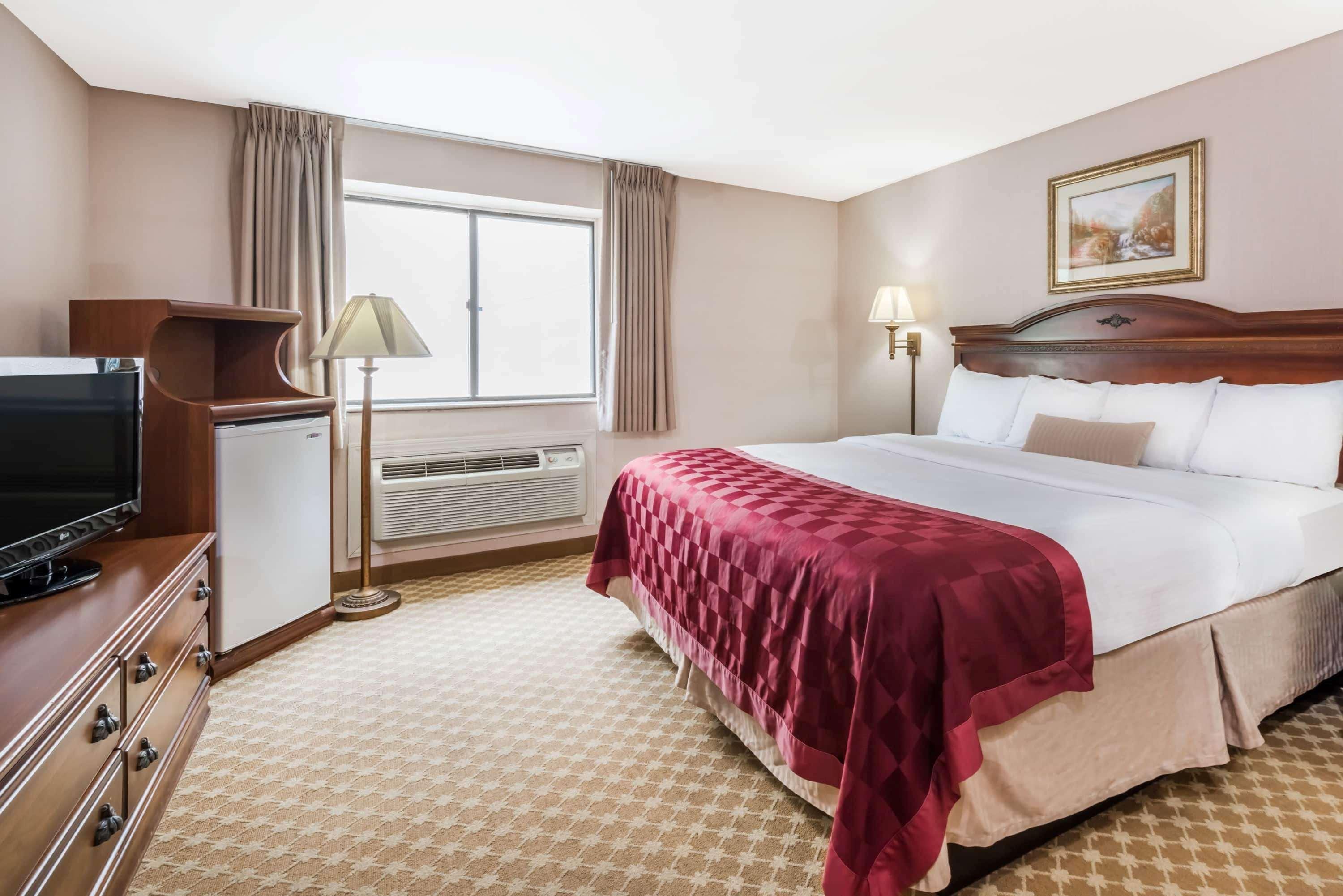 รามาดา บาย วินด์แฮม พอตส์วิลล์/แฟรกวิลล์ Hotel Pottsville ภายนอก รูปภาพ